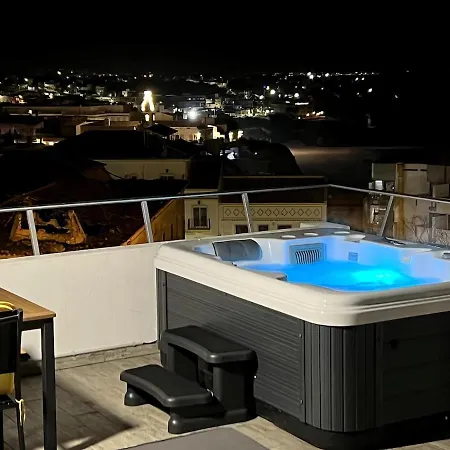 Casa Rooftop Jacuzzi And Magnificent Sea View
