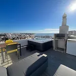 Casa Rooftop Jacuzzi And Magnificent Sea View